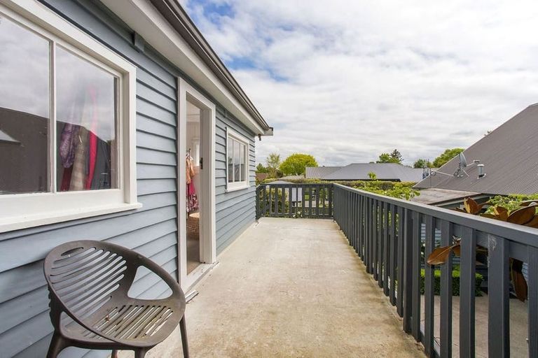 Photo of property in 124 Chapter Street, St Albans, Christchurch, 8052