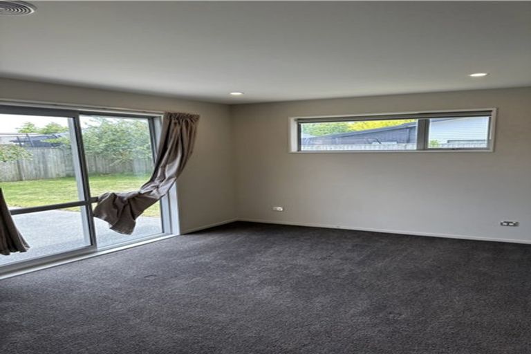 Photo of property in 11 Florin Place, Prebbleton, 7604