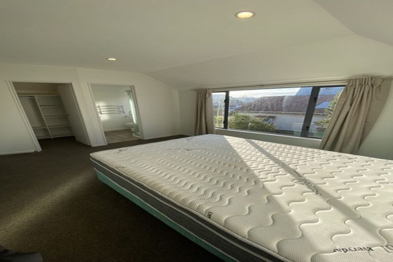 Photo of property in 2/90 Picton Avenue, Riccarton, Christchurch, 8011