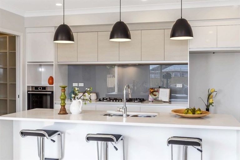 Photo of property in 66 Taikura Avenue, Red Beach, 0932