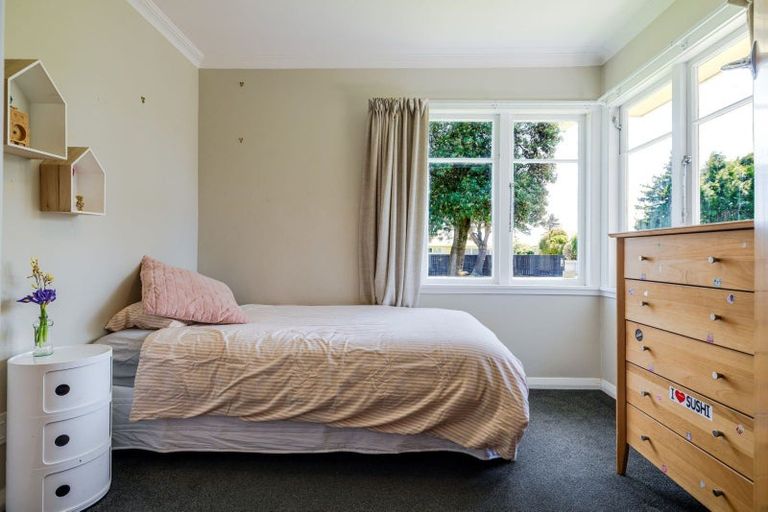 Photo of property in 52 College Street, Awapuni, Palmerston North, 4412