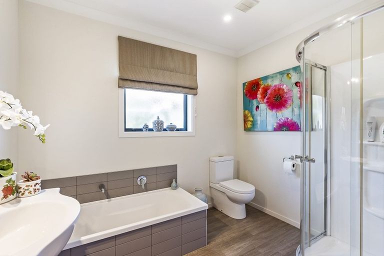 Photo of property in 25 Jade Lane, Paraparaumu, 5032