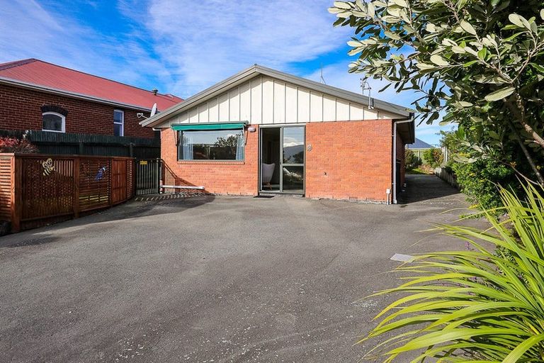 Photo of property in 72 Highcliff Road, Andersons Bay, Dunedin, 9013