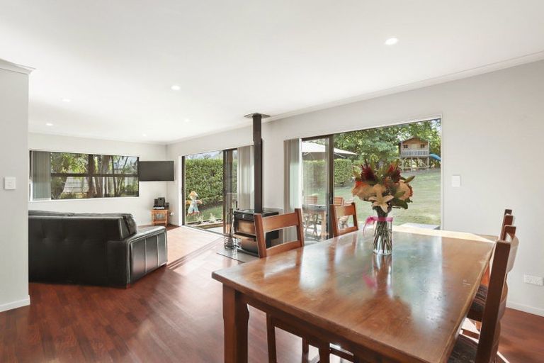 Photo of property in 9 Buttercup Place, Waimauku, 0812