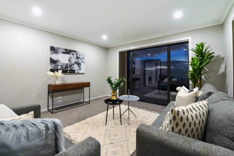 Photo of property in 32 Isobel Hodgson Drive, Cambridge, 3434