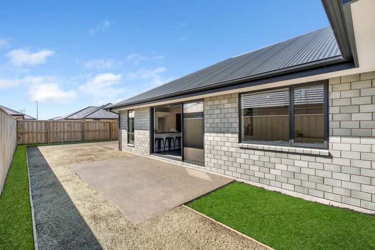 Photo of property in 5 Frogmore Way, Rolleston, 7615