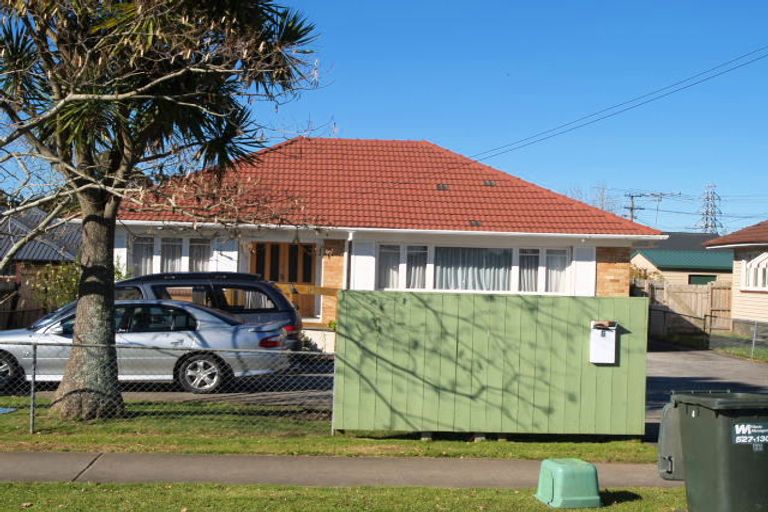 Photo of property in 6 Orakau Road, Mangere East, Auckland, 2024