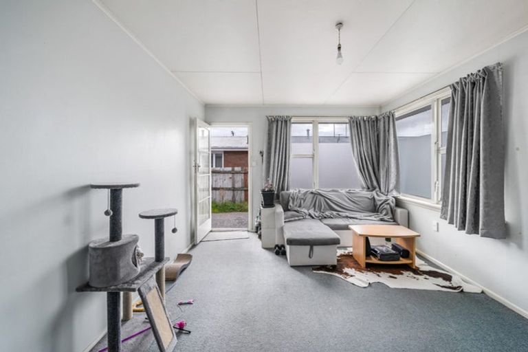 Photo of property in 85 Hills Road, Edgeware, Christchurch, 8013