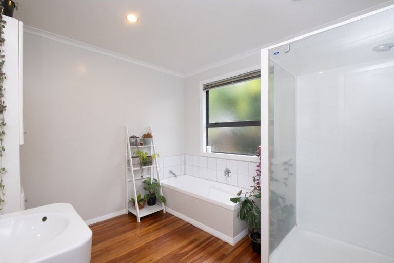 Photo of property in 443 Gloucester Street, Taradale, Napier, 4112
