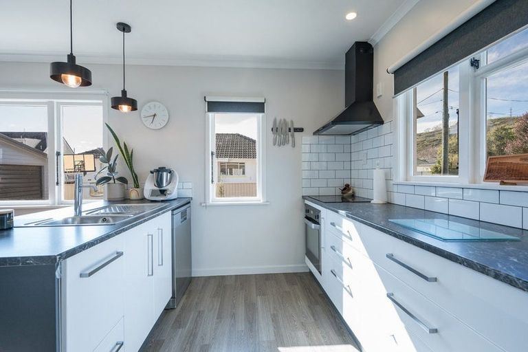 Photo of property in 33 Manson Avenue, Stoke, Nelson, 7011