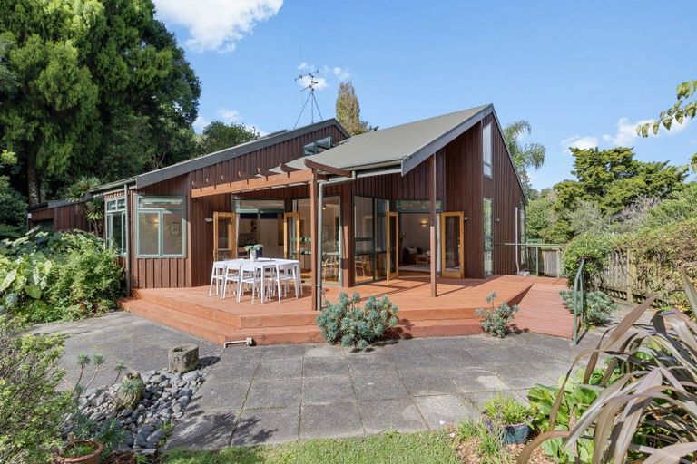 Photo of property in 14 Dillon Place, Hamilton East, Hamilton, 3216