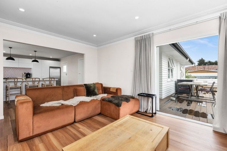 Photo of property in 6 Corbett Place, Onekawa, Napier, 4110