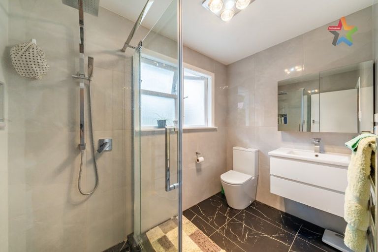 Photo of property in 10 Cleary Street, Waterloo, Lower Hutt, 5011