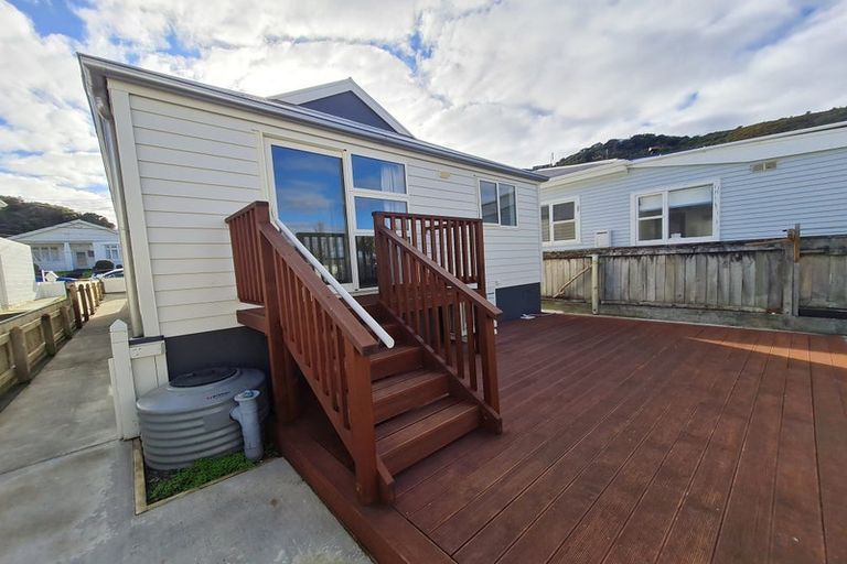 Photo of property in 13 Trent Street, Island Bay, Wellington, 6023