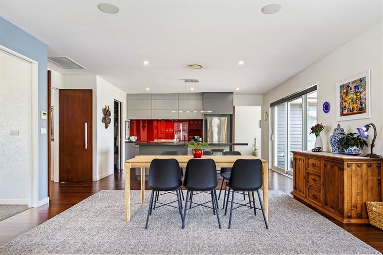 Photo of property in 6 Coachmans Road, Prebbleton, 7604