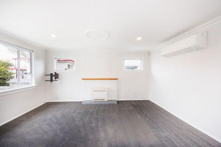 Photo of property in 345 Tremaine Avenue, Takaro, Palmerston North, 4412