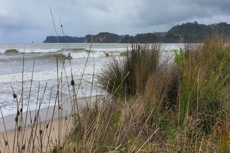 Photo of property in 5 Onerere Drive, Whitianga, 3510