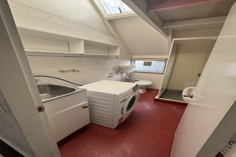 Photo of property in 6/118-122 Randwick Road, Moera, Lower Hutt, 5010