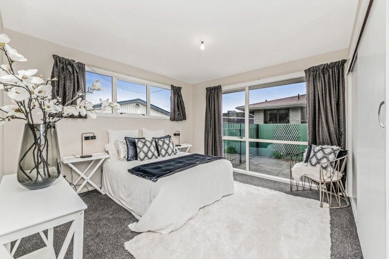 Photo of property in 27 Skerten Avenue, Hornby, Christchurch, 8042