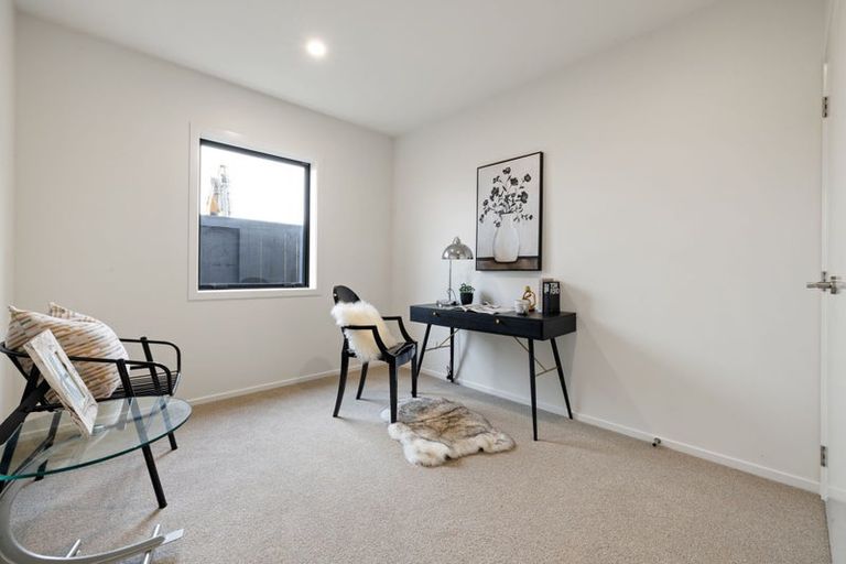 Photo of property in 16 Lumino Terrace, Peacocke, 3206