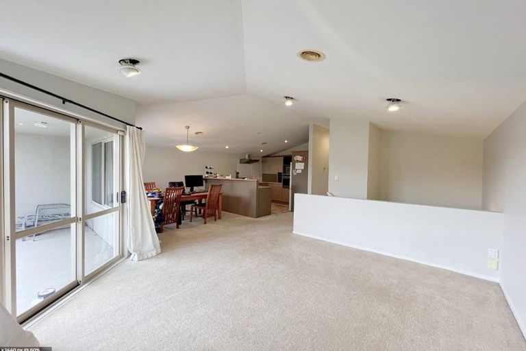 Photo of property in 20u4 Ruakiwi Road, Hamilton Lake, Hamilton, 3204