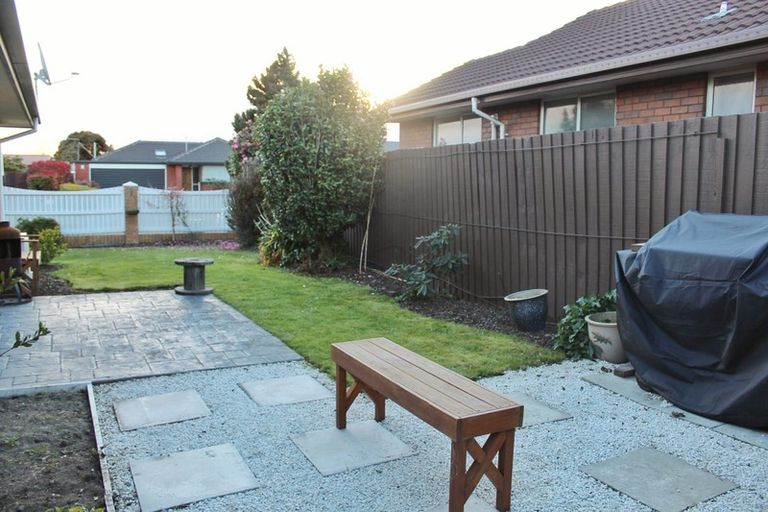 Photo of property in 21 Kintyre Drive, Broomfield, Christchurch, 8042