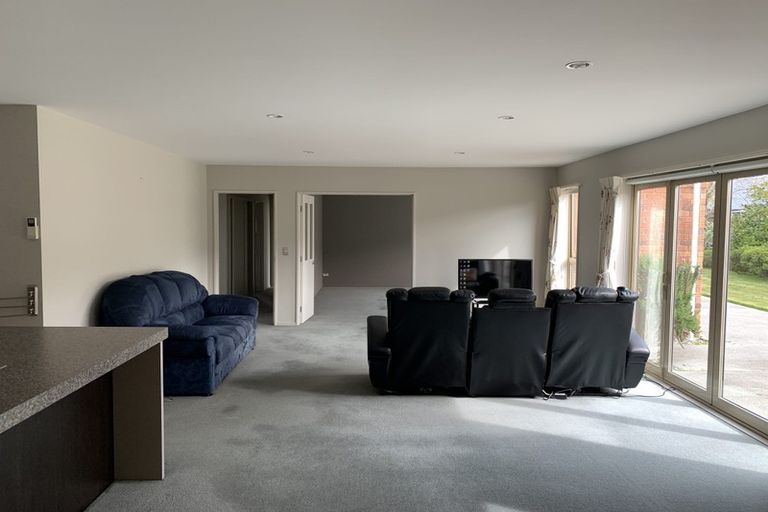 Photo of property in 9 Pollock Place, Rolleston, 7614