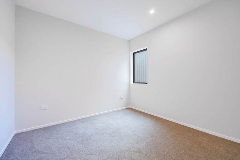 Photo of property in 649d Te Atatu Road, Te Atatu Peninsula, Auckland, 0610