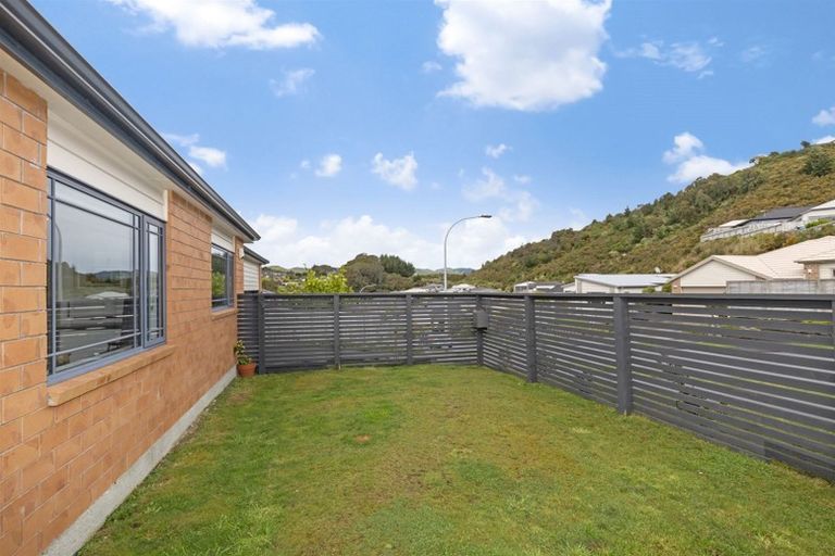 Photo of property in 47 Staithes Drive North, Whitby, Porirua, 5024