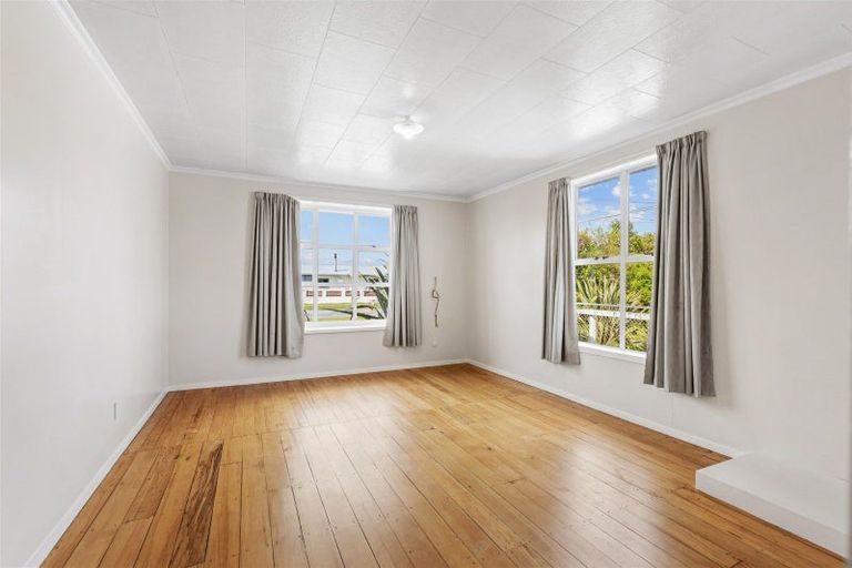 Photo of property in 47 Bright Street, Westport, 7825