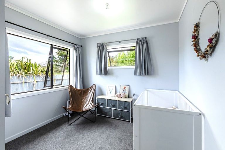 Photo of property in 9a Shanly Street, Waipawa, 4210