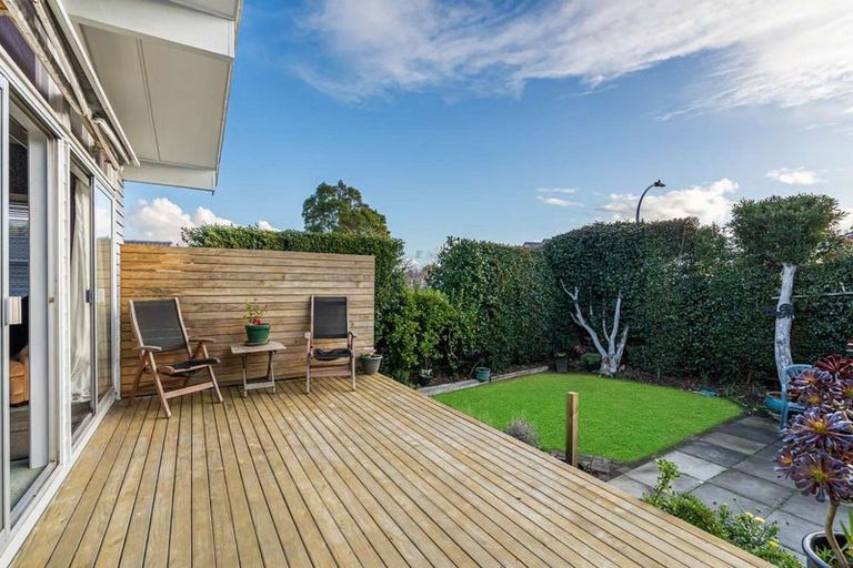 Photo of property in 19 Wanaka Place, Pakuranga Heights, Auckland, 2010