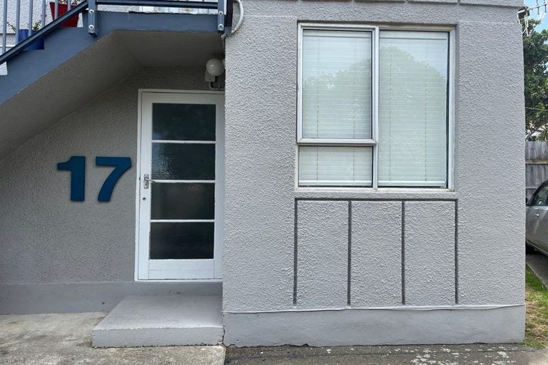 Photo of property in 11/76 Freyberg Street, Lyall Bay, Wellington, 6022
