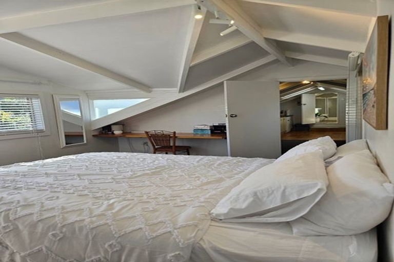 Photo of property in 36 Rame Road, Greenhithe, Auckland, 0632