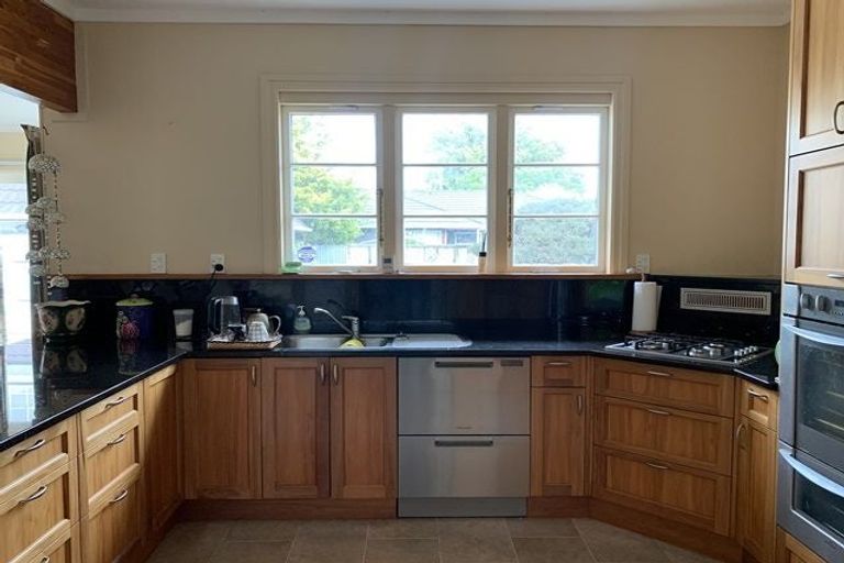 Photo of property in 296 College Street, West End, Palmerston North, 4410