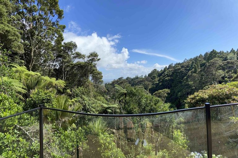 Photo of property in 97 Scenic Drive, Titirangi, Auckland, 0604