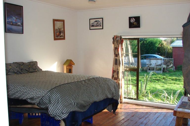 Photo of property in 16 Derby Street, Woodend, Invercargill, 9877