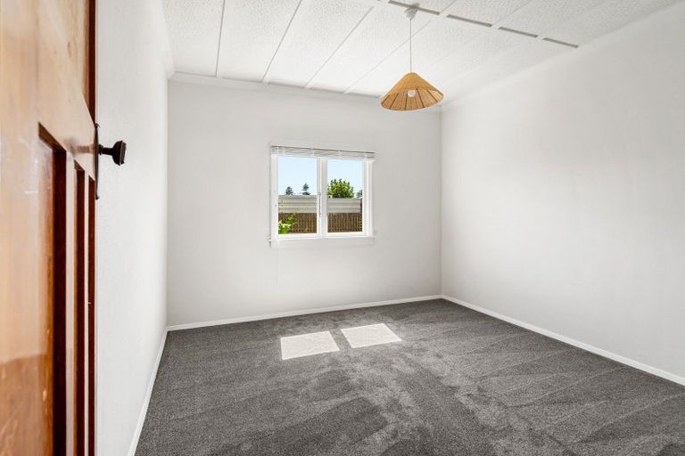 Photo of property in 2 Mcvay Street, Napier South, Napier, 4110