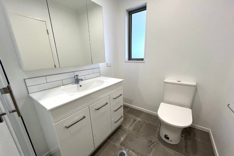 Photo of property in 39 Ngae Place, Mangere East, Auckland, 2024