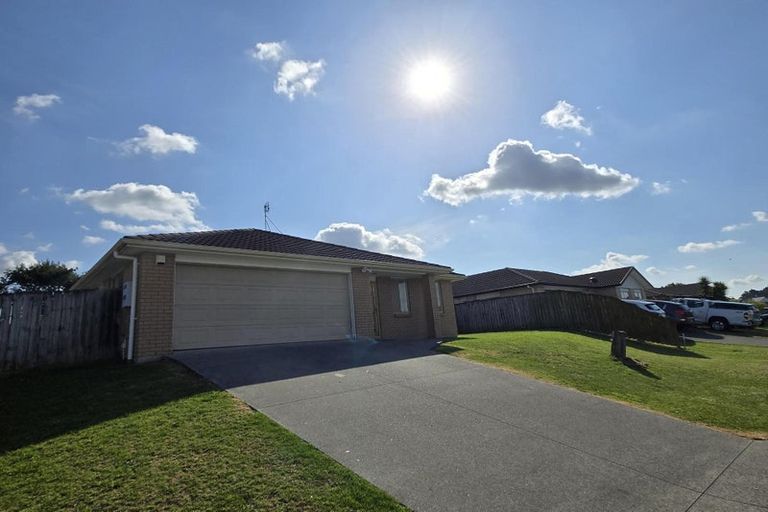 Photo of property in 5 Prado Drive, Pukekohe, 2120