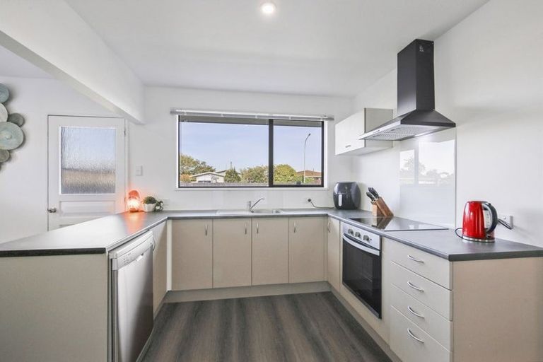 Photo of property in 4a Kinley Street, Rangiora, 7400