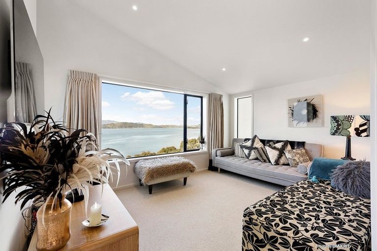 Photo of property in 12 Satchell Way, Kaiwharawhara, Wellington, 6035