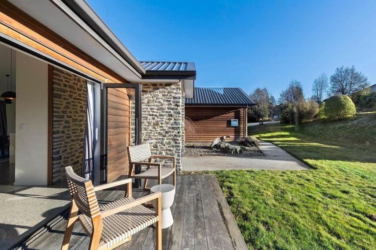 Photo of property in 50 Judge And Jury Drive, Lake Hayes, Queenstown, 9304