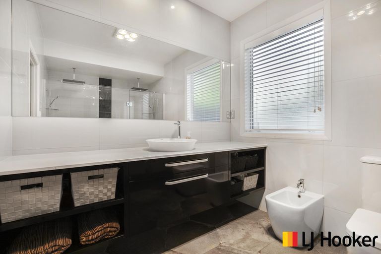 Photo of property in 153 Harbourside Drive, Karaka, Papakura, 2113