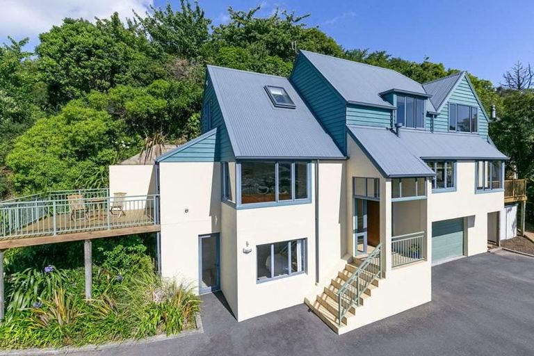 Photo of property in 6a Chastudon Place, Tawa, Wellington, 5028