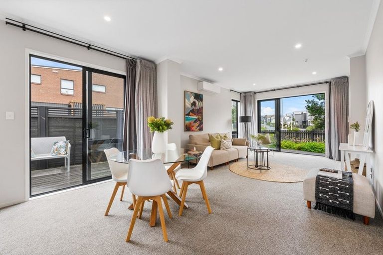 Photo of property in 62 Nugget Avenue, Hobsonville, Auckland, 0616