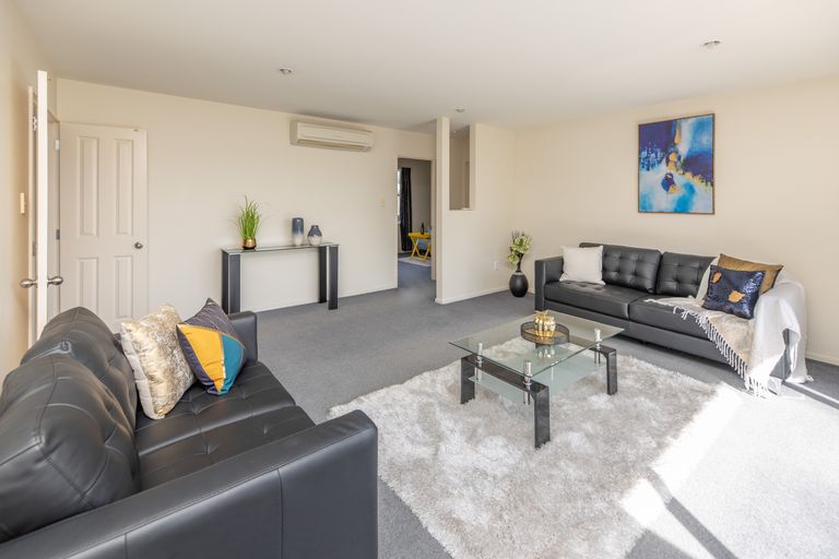 Photo of property in 8 Mondrian Lane, Rolleston, 7614