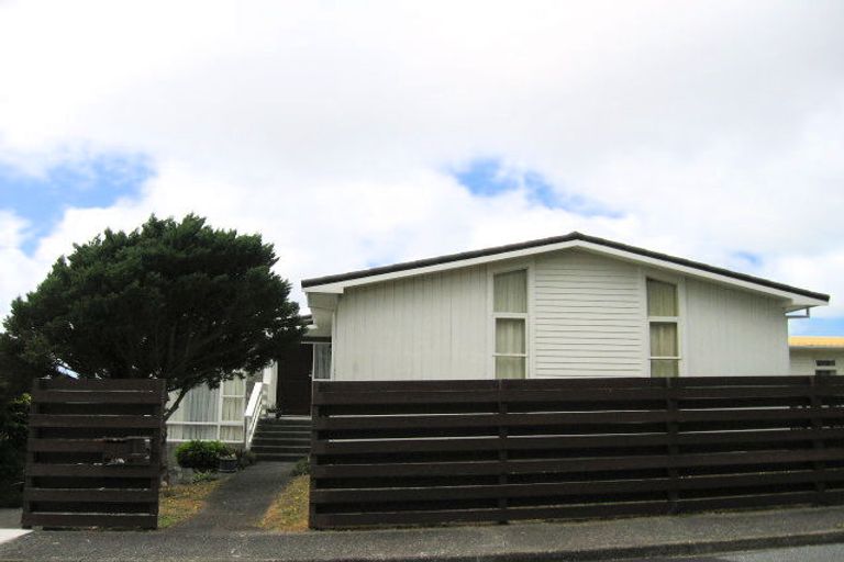 Photo of property in 20 Maple Grove, Kingston, Wellington, 6021
