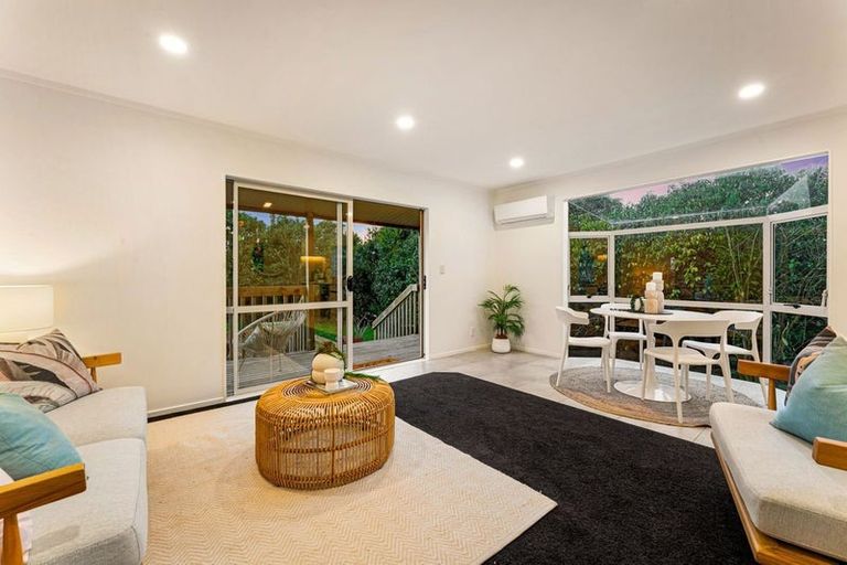 Photo of property in 13a Becroft Drive, Forrest Hill, Auckland, 0620