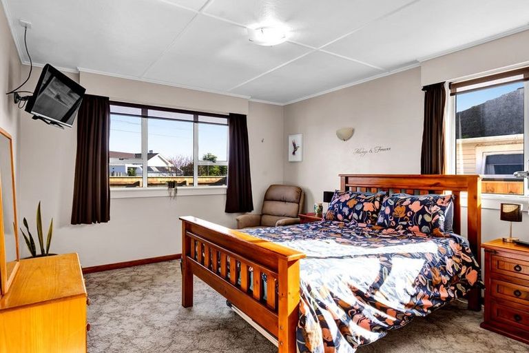 Photo of property in 112 Waihi Road, Hawera, 4610